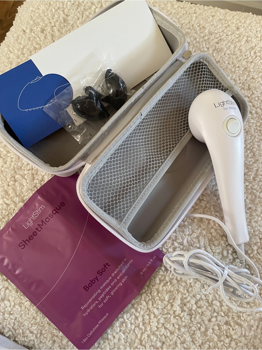 LightStim For Acne Handheld LED Skincare Device Travel Case